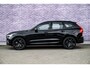 Volvo XC60 2.0 T6 Plug-in hybrid AWD Plus Black Edition | Adaptieve Cruise Control | Donker Glas | Panoramadak | Stoel en Stuurverwarming | Dodehoek Detectie | 21" |