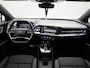 Audi Q4 e-tron 45 quattro Edition 82 kWh l Adaptive cruise control l Glazen panoramadak l Navigatie l Climate control l 360 graden camera l Stoelverwarming l Trekhaak l Alarm Klasse III l Matrix-LED l Warmtepomp l Privacy glas l