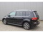 Volkswagen Touran 1.5 TSI 150PK Automaat R-Line 7pers./Pano-dak/Navigatie/Camera/Elektr.-klep/Stoelverwarming