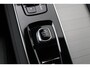 Volvo XC90 T8 Plug-in hybrid Ultra Black Edition | Luchtvering | Trekhaak | Head-Up | 360° Camera | Panoramadak