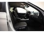 BMW 3-Serie 320i Edition Luxury Line Purity Executive [ Navigatie Parkeersensors V+A Stoelverwarming]