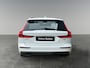 Volvo V60 2.0 T6 Plug-in hybrid AWD Plus Dark Trekhaak | Verwarmde voorruit | Sportstoelen | 360 graden camera |