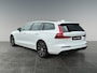 Volvo V60 2.0 T6 Plug-in hybrid AWD Plus Dark Trekhaak | Verwarmde voorruit | Sportstoelen | 360 graden camera |