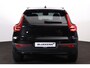 Volvo EX40 Performance Ultra Black Edition 82 kWh - Panorama/schuifdak - IntelliSafe Assist & Surround - 360º Camera - Harman/Kardon audio - Verwarmde voorstoelen, stuur & achterbank - Parkeersensoren voor & achter - Elektr. bedienb. voorstoelen met geheugen links - Draadloze tel. lader - Warmtepomp - Extra getint glas - 20' LMV