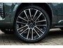 Volvo XC90 2.0 T8 Plug-in hybrid AWD Ultra Dark Executive | Luchtvering | Trekhaak | Gelaagd Glas | Bowers & Wilkins | Massage & Ventilatie Stoelen | Panoramadak |