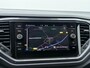 Volkswagen T-Roc 1.5 TSI Sport R-line | ACC | Stoelverwarming | Navigatie | 18" |