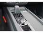 Volvo XC60 T6 Recharge AWD Core Bright - Panorama/schuifdak - IntelliSafe Assist & Surround - Adaptieve LED koplampen - Parkeercamera achter - Verwarmde voorstoelen, stuur & achterbank - Parkeersensoren voor & achter - Draadloze tel. lader - Extra getint glas - 18' LMV