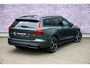 Volvo V60 2.0 T6 Plug-in hybrid AWD Ultra Dark | Panoramadak | Head Up Display | Donker Glas | Sportstoelen | Power Seats | Harman Kardon |