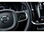 Volvo V60 2.0 T6 Plug-in hybrid AWD Ultra Dark | Panoramadak | Head Up Display | Donker Glas | Sportstoelen | Power Seats | Harman Kardon |