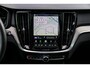 Volvo V60 2.0 T6 Plug-in hybrid AWD Ultra Dark | Schuif-/kanteldak | Head Up Display | Donker Glas | Sportstoelen | Power Seats | Harman Kardon |