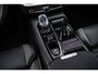 Volvo V60 2.0 T6 Plug-in hybrid AWD Ultra Dark | Schuif-/kanteldak | Head Up Display | Donker Glas | Sportstoelen | Power Seats | Harman Kardon |