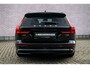 Volvo V60 2.0 T6 Plug-in hybrid AWD Ultra Dark | Schuif-/kanteldak | Head Up Display | Donker Glas | Sportstoelen | Power Seats | Harman Kardon |