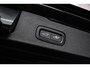 Volvo V60 2.0 T6 Plug-in hybrid AWD Ultra Dark | Schuif-/kanteldak | Head Up Display | Donker Glas | Sportstoelen | Power Seats | Harman Kardon |