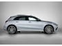 Mercedes-Benz A-klasse 250 e Business Solution AMG | AMG Line Plus pakket | Trekhaak | 360° camera | Head-up display | Panoramaschuifdak | MULTIBEAM LED | Smartphone-integratie | 19 inch AMG velgen |
