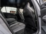 Volkswagen Golf 1.5 TSI R-Line ORG NL 18 INCH STOELVERW VIRTUAL DASH DODEHOEK