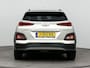 Hyundai Kona Electric EV PREMIUM 64 kWh | 3- FASE | NAVI | CLIMA | CRUISE | CAMERA | HUD | LEDER | SCHUIFDAK | STUUR- & STOELVERWARMING | WARMTEPOMP | PRIVACY GLASS | WLTP 481 KM! |