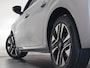 Peugeot 208 1.2 Hybrid 110 e-DCS6 Allure - CAMERA VOOR + ACHTER - NAVI - CLIMATE CONTROL