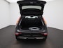 Kia Niro EV DynamicPlusLine 64.8 kWh | Elektr. bed. achterklep | Climate Control / ECC | Open dak schuif/kanteldak Licht metalen velgen 17 inch | Cruise control Adaptive | Navigatie | Lederen bekleding zwart | Stoelverwarming | LED koplampen | Park Distance Control voor en achter | Achteruitrijcamera | Dakrailing |