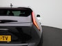 Kia Niro EV DynamicPlusLine 64.8 kWh | Elektr. bed. achterklep | Climate Control / ECC | Open dak schuif/kanteldak Licht metalen velgen 17 inch | Cruise control Adaptive | Navigatie | Lederen bekleding zwart | Stoelverwarming | LED koplampen | Park Distance Control voor en achter | Achteruitrijcamera | Dakrailing |