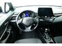 Toyota C-HR / C-HR+ 1.8 Hybrid Executive. Bi Tone, Navi, Camera, StoelVerw, 18"LMV, Afn Haak
