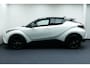 Toyota C-HR / C-HR+ 1.8 Hybrid Executive. Bi Tone, Navi, Camera, StoelVerw, 18"LMV, Afn Haak