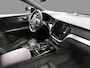 Volvo V60 2.0 T6 AWD Recharge R-Design | Plug-in Hybrid ( PHEV) | Bowers Wilkins Audio | Panoramadak | Nappaleder | Stoelventilatie | 360 Graden Camera | Lichtmetalen Velgen 19 inch | Keyless Entry | Elektrisch Verstelbare Voorstoelen | Elektrische Achterklep | Navigatie