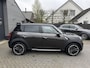 MINI Countryman Mini 1.6 Cooper Pepper | Panoramadak | Navigatie | Lederen Bekleding | Parkeersensoren | Climate Control |