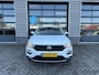 Volkswagen T-Roc 1.0 TSI 110 pk Style | Apple Carplay | Cruise control Adaptief | Parkeersensoren | LMV |