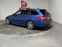 BMW 3-Serie Touring 320i M Sport, Estorilblauw, 19 inch M, Led, 1e eig, Cruise, Dealer onderhouden, Wegklapbare trekhaak, Telef, Blue tooth, Navi, Parkeersensoren, NL auto