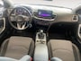 Kia Ceed Sportswagon 1.5 T-GDi DynamicLine | Cruise Control | Climate Control | Camera | Navigatie | LM Velgen | Trekhaak |
