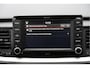 Kia Stonic 1.0 T-GDi DynamicLine BJ2019 Lmv 17" | Led | Pdc | Achteruitrijcamera | Apple carplay | Navi | Airco | Cruise control | Getint glas | Zwart dak