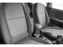 Kia Stonic 1.0 T-GDi DynamicLine BJ2019 Lmv 17" | Led | Pdc | Achteruitrijcamera | Apple carplay | Navi | Airco | Cruise control | Getint glas | Zwart dak