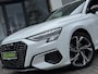 Audi A3 Sportback 40 TFSI e * Black Pack * Dealer Onderhouden * Stoelverwarming * Matrix Led