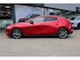 Mazda 3 2.0 e-SkyActiv-G M Hybrid 122 Luxury , Leder, i-Activesense Pack, 360 Camera, Bose, All Season, Apple Carplay, Android Auto, Adap.Cruise, Stoel/Stuurverwarming, LMV 18 Inch, PDC, LkA, BSM, HUD