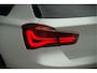 BMW 1-Serie 118i Sport Line Edition | Stoelverwarming | Cruise Control | Parkeersensoren | Navigatie | Groot Scherm | Digitale Tellers | Automaat | Keyless | Trekhaak | LED