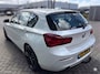 BMW 1-Serie 118i Sport Line Edition | Stoelverwarming | Cruise Control | Parkeersensoren | Navigatie | Groot Scherm | Digitale Tellers | Automaat | Keyless | Trekhaak | LED
