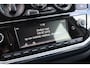 Volkswagen Up! 1.0 MPI 60pk up! 5-Drs. | 17" MOMO Lichtmetalen Velgen | Zwart Dak