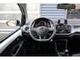 Volkswagen Up! 1.0 MPI 60pk up! 5-Drs. | 17" MOMO Lichtmetalen Velgen | Zwart Dak