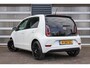 Volkswagen Up! 1.0 MPI 60pk up! 5-Drs. | 17" MOMO Lichtmetalen Velgen | Zwart Dak