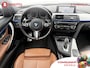 BMW 3-Serie 320i High Executive M-Sport Apple CarPlay | Schuif/Kanteldak | Hifi | Leer | PDC V+A