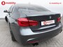 BMW 3-Serie 320i High Executive M-Sport Apple CarPlay | Schuif/Kanteldak | Hifi | Leer | PDC V+A
