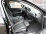 BMW 1-Serie 118i Business+ Sport Automaat /Navigatie/Camera/Leder/Stoelverwarming/PDC/18'LM/LED/Lane assist/DAB+/NAP! 2e eig!