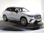 Mercedes-Benz GLC 300e 4MATIC Sport Edition | AMG | Panoramaschuifdak | Premium pakket | Nightpakket | 360° camera | Dodehoekassistent | DIGITAL LIGHT | Trekhaak |