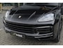 Porsche Cayenne S 2.9 S 441pk Panoramadak Trekhaak elektrisch Comfortstoelen Black edition Luchtvering DAB Sfeerverlichting