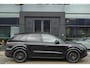 Porsche Cayenne S 2.9 S 441pk Panoramadak Trekhaak elektrisch Comfortstoelen Black edition Luchtvering DAB Sfeerverlichting