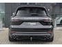 Porsche Cayenne S 2.9 S 441pk Panoramadak Trekhaak elektrisch Comfortstoelen Black edition Luchtvering DAB Sfeerverlichting