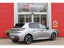 Peugeot 208 1.2 100PK ALLURE | CAMERA VOOR + ACHTER | PARKEERSENSOREN VOOR + ACHTER | DRAADLOZE APPLE CARPLAY/ANDROID AUTO | NAVIGATIE | DODEHOEK DETECTIE | CRUISE CONTROL | DAB+ RADIO | CLIMATE CONTROL | LED KOPLAMPEN |