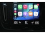 Volvo XC40 T5 262PK Automaat Recharge R-Design Panoramisch schuif-kanteldak / Voorruit verwarming / Harman Kardon Audio / Parkeersensoren voor en achter met camera / Elektrisch bedienbare voorstoelen