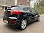 Kia Rio 1.2 CVVT DynL. 5-drs. Navi, Camera, 1e Eigenaar!