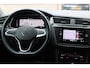 Volkswagen Tiguan 1.5 TSI DSG *Elegance* | Carplay | Adaptive Cruise & Climate Control | Camera | Stoel & Stuur Verwarming | PDC | Privacy | Navigatie | Bluetooth |